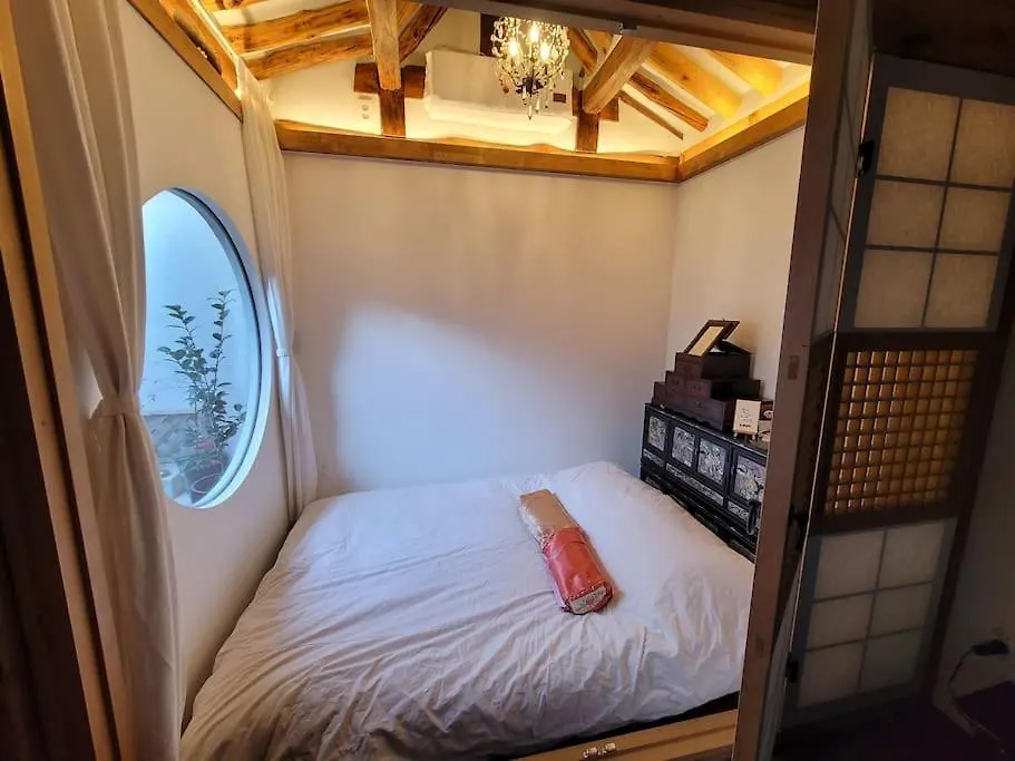 Private Hanok Space Moda Seoul 0*,  South Korea