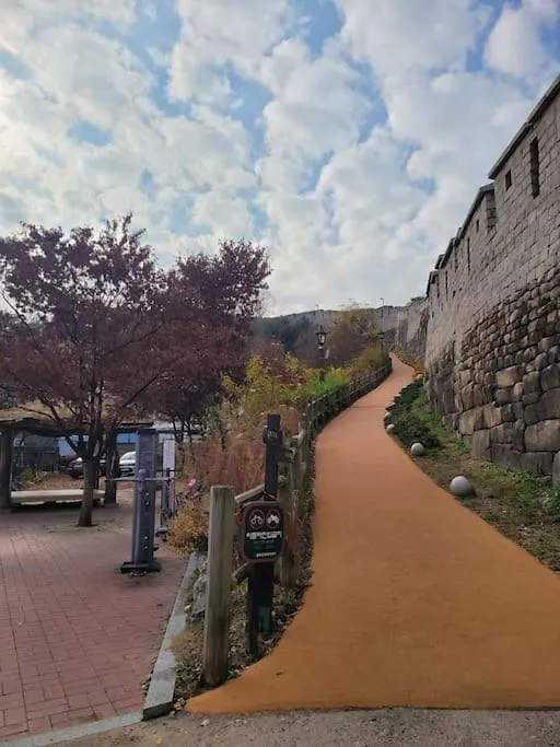 Private Hanok Space Moda Seoul Holiday home